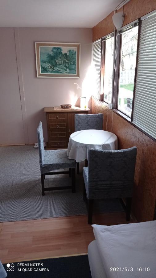 Ravne Apartman วิโซโค ภายนอก รูปภาพ